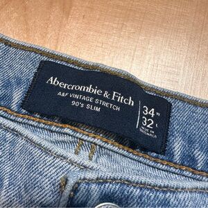 Abercrombie & Fitch 90’s style jeans size 34x32